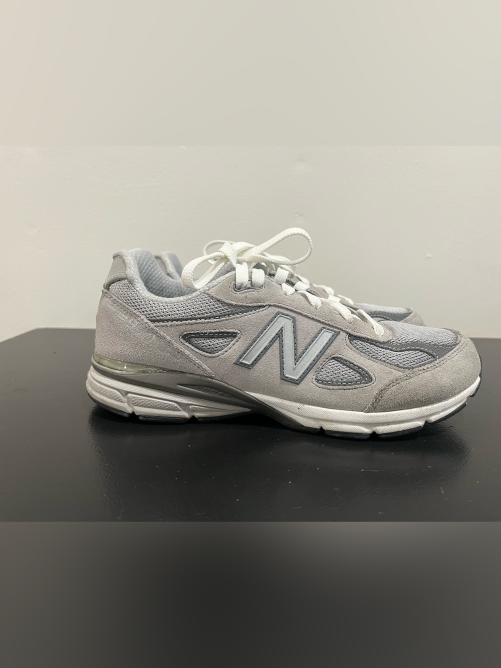 New Balance 990v4